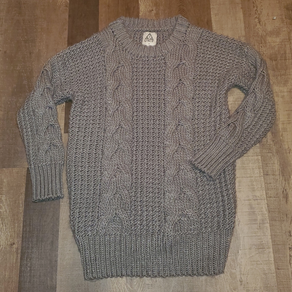 UNIF Reverb Cable Knit Sweater - Picture 4 of 6